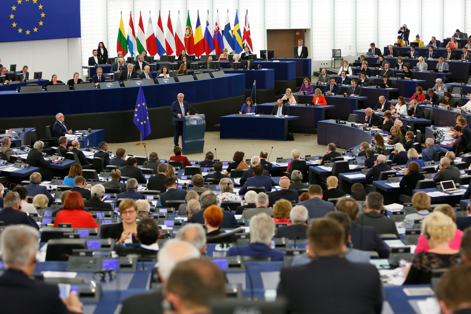 Unión Europea urge sanciones