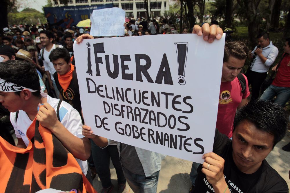 gobernantes delincuentes corruptos