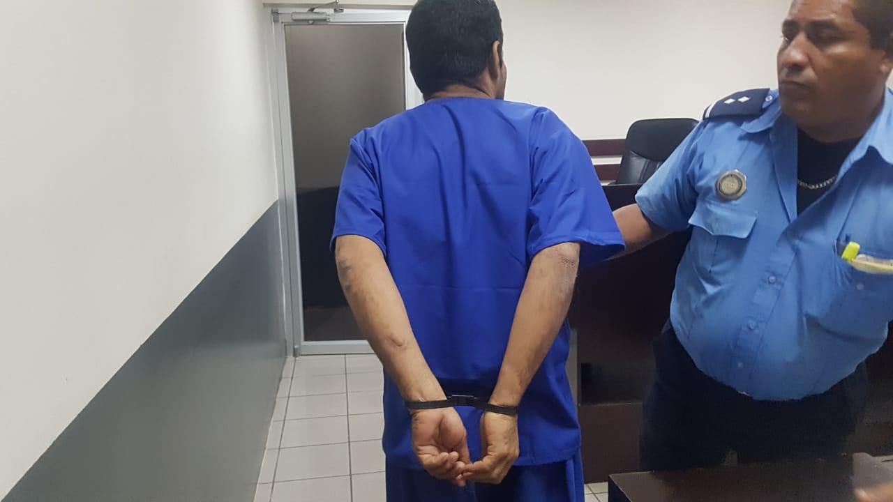 niña víctima de abuso sexual