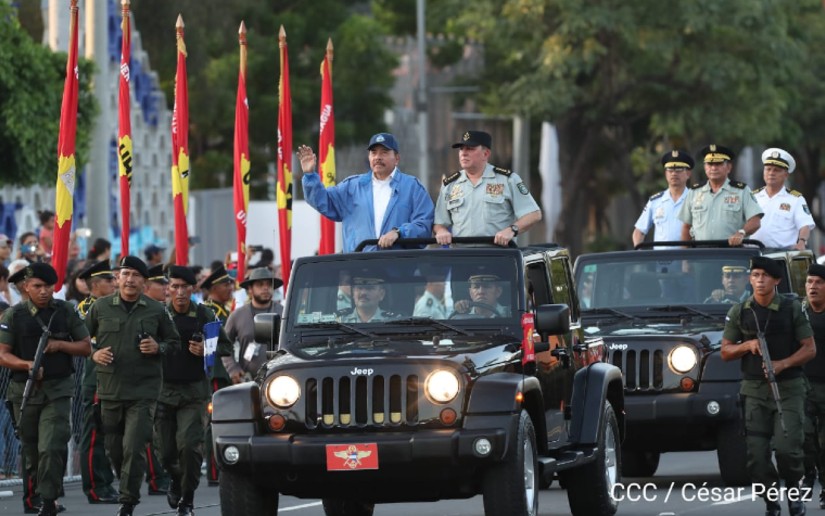 Daniel Ortega Julio César Avilés