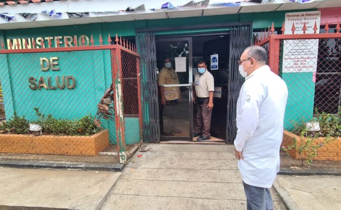 médicos Minsa