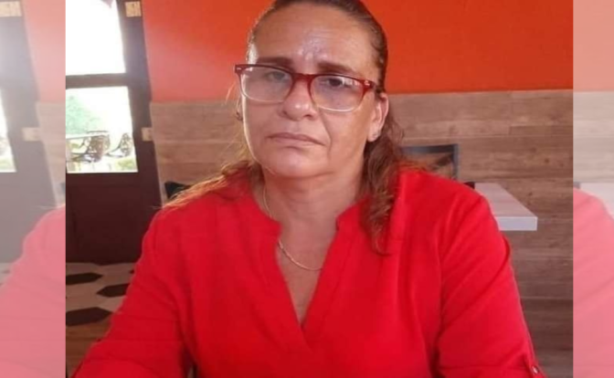 Flor Valdivia