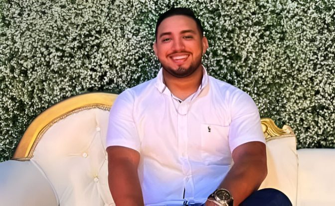 Exnovio de Salma Flores, Kevin Alexander Reyes